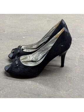 Vintage Y2K Bullboxer Black Lace Peep-Toe Heels